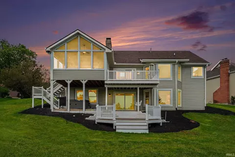 51754 S Saddle Ridge Ln, Granger, IN 46530