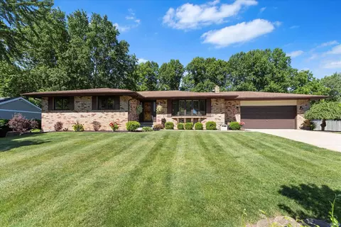 53097 Old Farm Rd, Elkhart, IN 46514