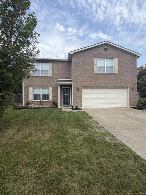 3212 Oaklyn Dr, Evansville, IN 47711