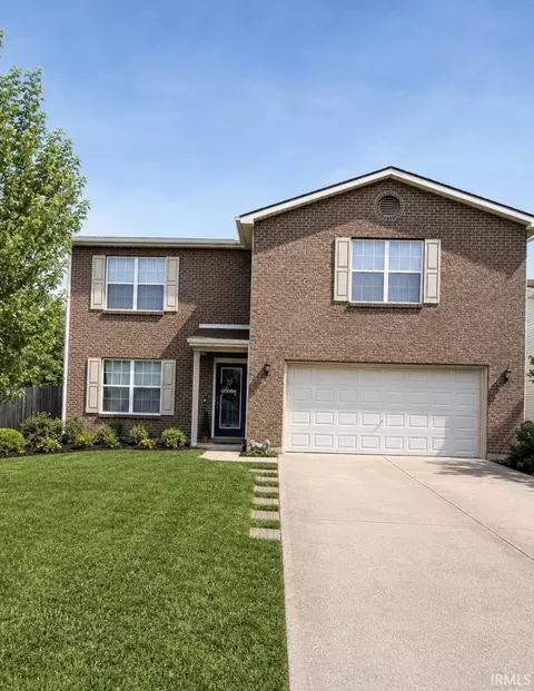 3212 Oaklyn Dr, Evansville, IN 47711