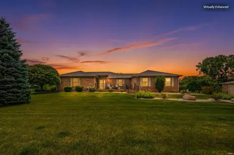3301 E Indian Hill Dr, Muncie, IN 47302
