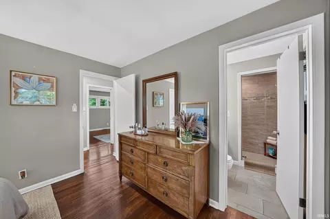 1024 Eckman St, South Bend, IN 46614 photo 9
