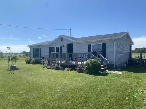 11051 W Division Rd, Dunkirk, IN 47336 photo 2
