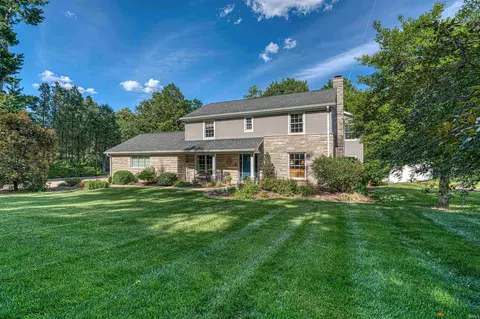 4019 Jennings Ln, Evansville, IN 47720