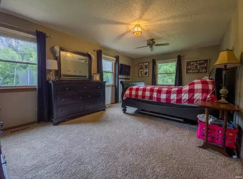 11288 E 1020 Ln, Mount Carmel, IL 62863 photo 9