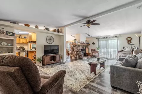 930 N 150 E, Lagrange, IN 46761 photo 11
