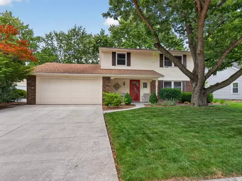 4720 Ottawa Dr, Fort Wayne, IN 46835