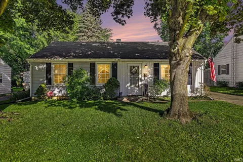 3701 Fellows St, South Bend, IN 46614