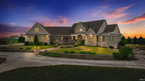 5705 E 30 S, Francesville, IN 47946