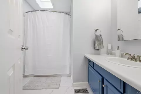 Bath - 7467 E Windfree Ln, Bloomington, IN 47401 photo 2 of 2