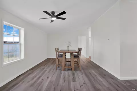 425 Dale St, Mitchell, IN 47446 photo 9