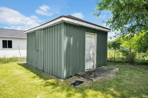 425 Dale St, Mitchell, IN 47446 photo 25