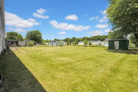 425 Dale St, Mitchell, IN 47446 photo 23