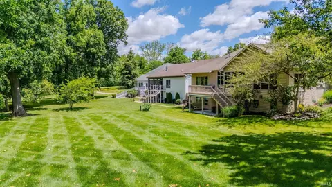 Exterior - 38 Studio Dr, Wabash, IN 46992 photo 5 of 7