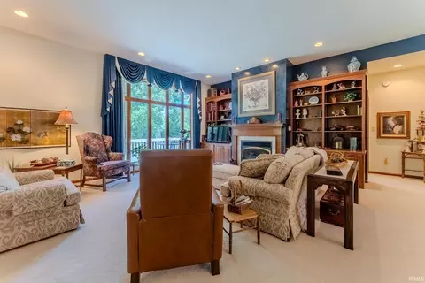 Living - 38 Studio Dr, Wabash, IN 46992 photo 2 of 4