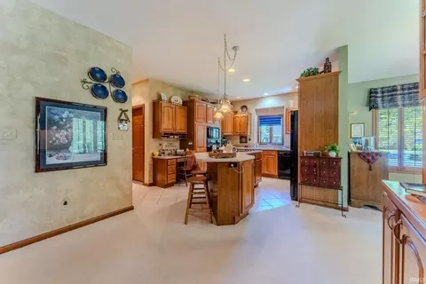 Kitchen - 38 Studio Dr, Wabash, IN 46992 photo 6 of 7