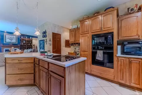 Kitchen - 38 Studio Dr, Wabash, IN 46992 photo 2 of 7