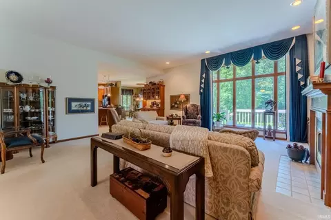 Living - 38 Studio Dr, Wabash, IN 46992 photo 3 of 4
