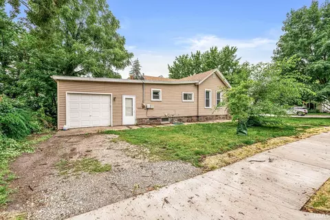 617 E Jefferson St, Goshen, IN 46528