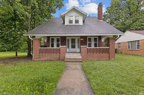 1409 N Woodridge Ave, Muncie, IN 47304