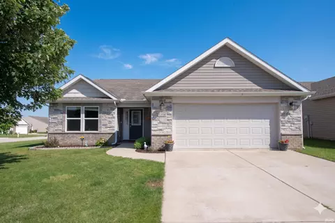 6208 Silvercreek Dr, West Lafayette, IN 47906