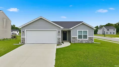 804 Knights Xing, Kendallville, IN 46755
