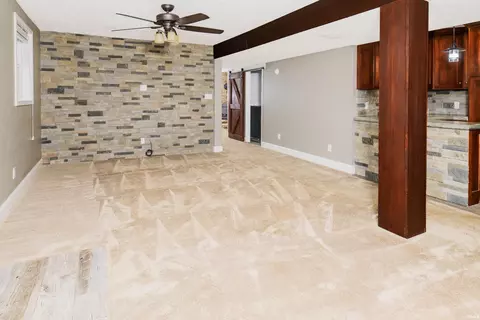 Living - 2955 E Carowinds Ct, Bloomington, IN 47401 photo 4 of 6