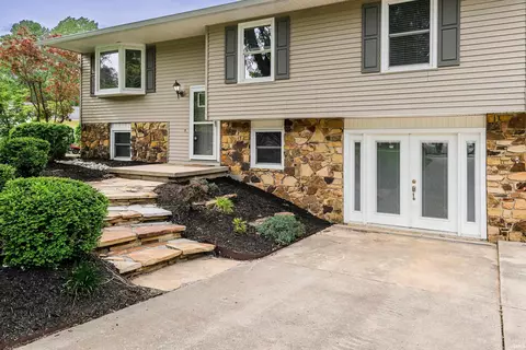 Exterior - 2955 E Carowinds Ct, Bloomington, IN 47401 photo 2 of 14