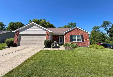 1 E Quail Wood Ln, Westfield, IN 46074