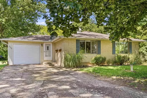 606 W Elm St, North Webster, IN 46555