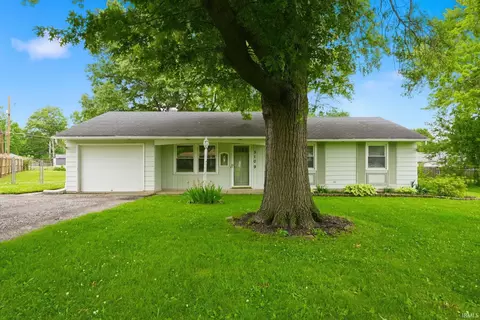 5109 Woodway Dr, Fort Wayne, IN 46835