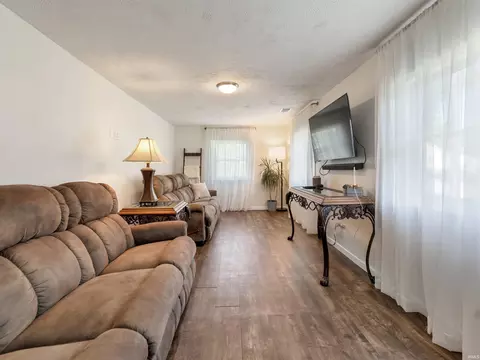 Living - 655 Walnut St, Waterloo, IN 46793 photo 1 of 2