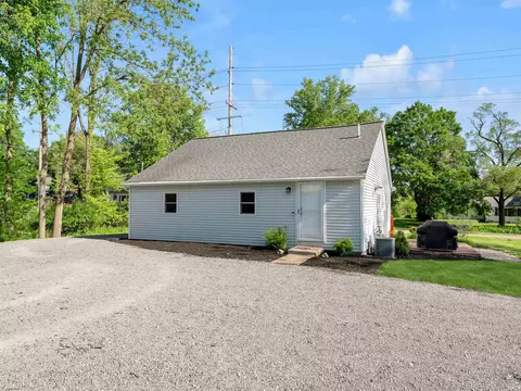 Exterior - 655 Walnut St, Waterloo, IN 46793 photo 2 of 5