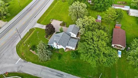View/Area - 8901 E Jackson St, Selma, IN 47383 photo 2 of 9