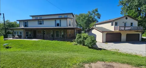 7993 E 400 S St, Walkerton, IN 46574 photo 3