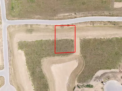 15360 Derry Ln, Granger, IN 46530