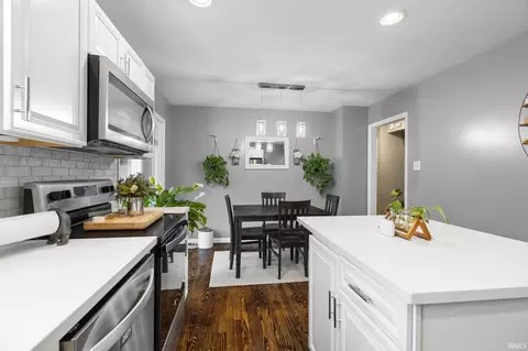 Kitchen - 514 7th St, Covington, IN 47932 photo 4 of 5