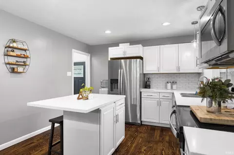 Kitchen - 514 7th St, Covington, IN 47932 photo 3 of 5