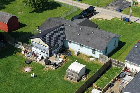 View/Area - 1115 N 9th St, Mitchell, IN 47446 photo 6 of 8