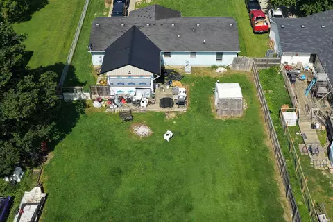 View/Area - 1115 N 9th St, Mitchell, IN 47446 photo 5 of 8