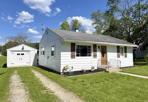 409 S Mulberry St, Farmland, IN 47340