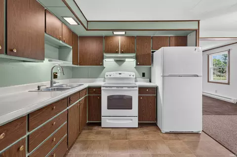 Kitchen - 902 N Townline, Lagrange, IN 46761 photo 2 of 2