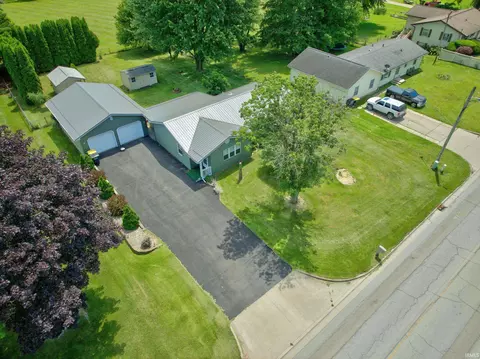 View/Area - 902 N Townline, Lagrange, IN 46761 photo 1 of 3