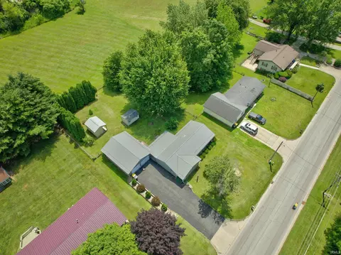 View/Area - 902 N Townline, Lagrange, IN 46761 photo 2 of 3