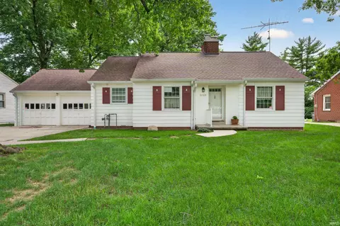 1019 Hillcrest Rd, West Lafayette, IN 47906