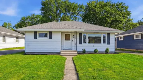 204 W Cromer Ave, Muncie, IN 47302