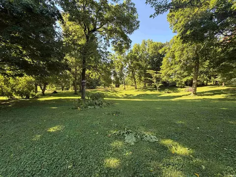 Exterior - 1852 Hancock Ave, Mitchell, IN 47446 photo 10 of 11