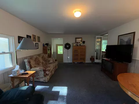 Living - 1852 Hancock Ave, Mitchell, IN 47446 photo 2 of 4