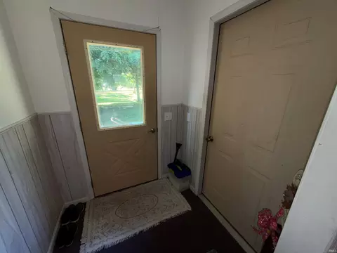 Entry Way - 1852 Hancock Ave, Mitchell, IN 47446 photo 1 of 2