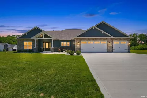 15 Kodak Ln, Angola, IN 46703